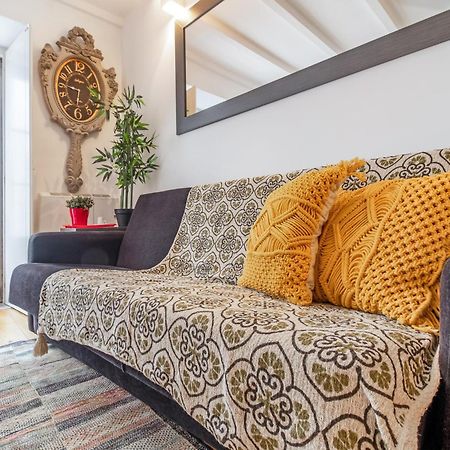 024 B - Cosy Retreat In Madragoa -Lisbon Apartment Екстериор снимка