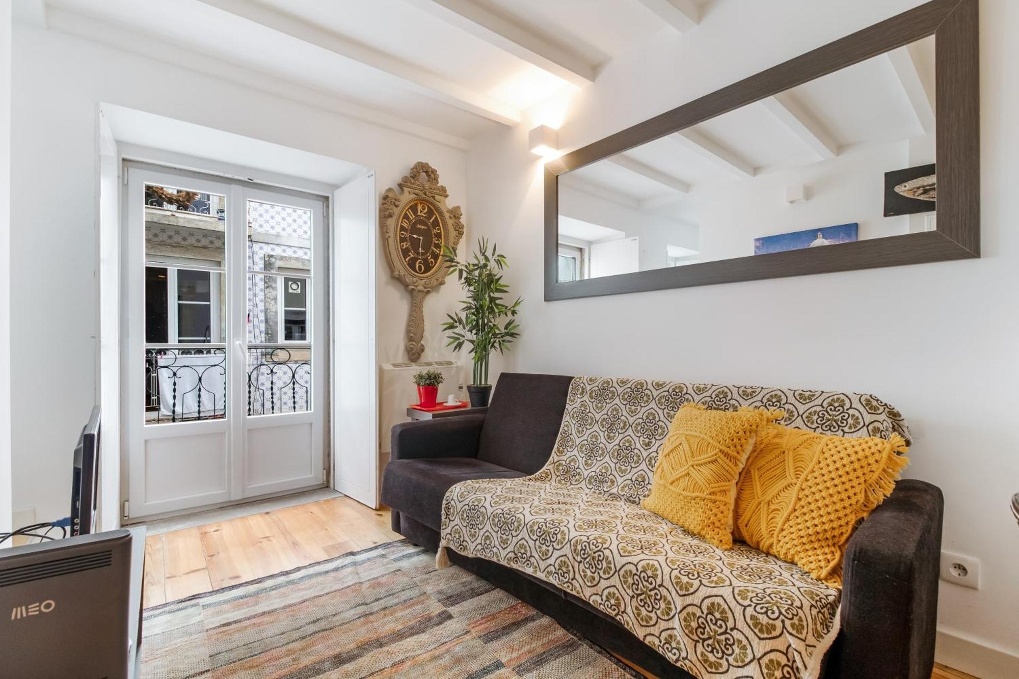 024 B - Cosy Retreat In Madragoa -Lisbon Apartment Екстериор снимка