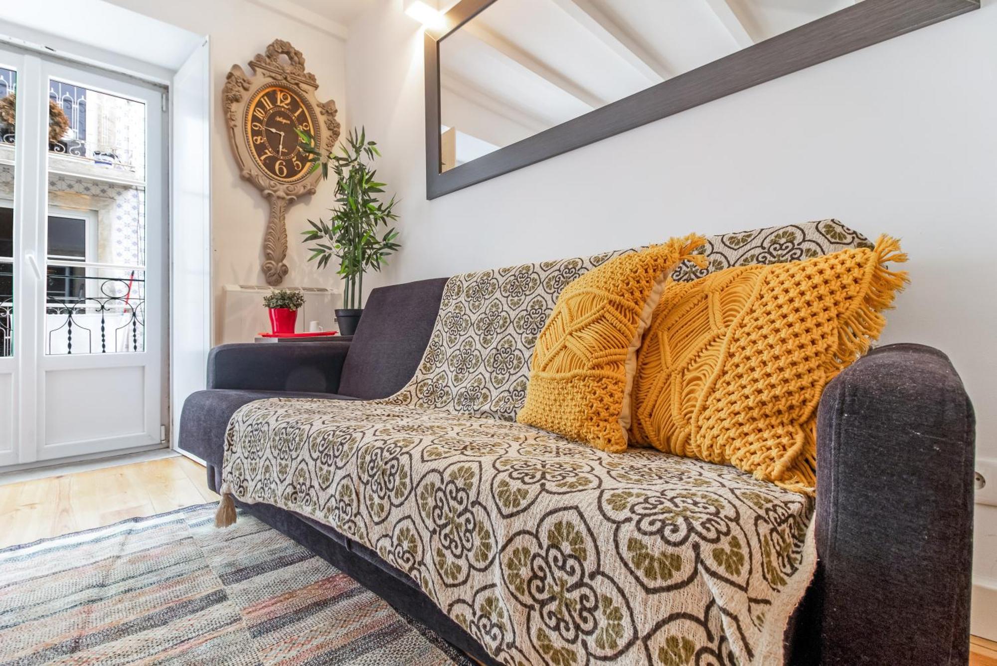 024 B - Cosy Retreat In Madragoa -Lisbon Apartment Екстериор снимка