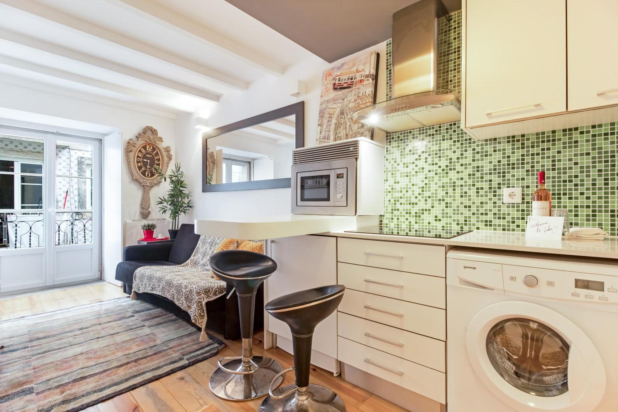 024 B - Cosy Retreat In Madragoa -Lisbon Apartment Екстериор снимка